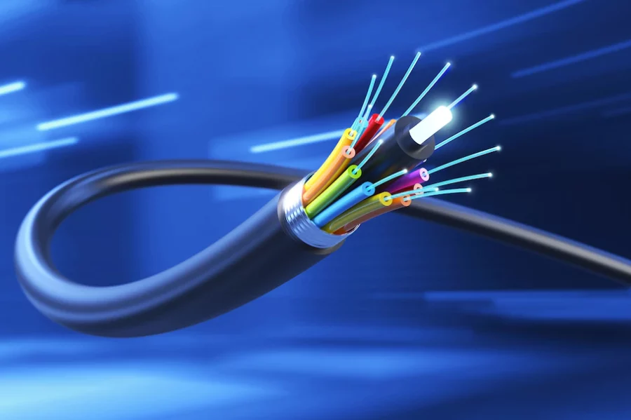connection-optical-fiber-cable-technology_36845-322